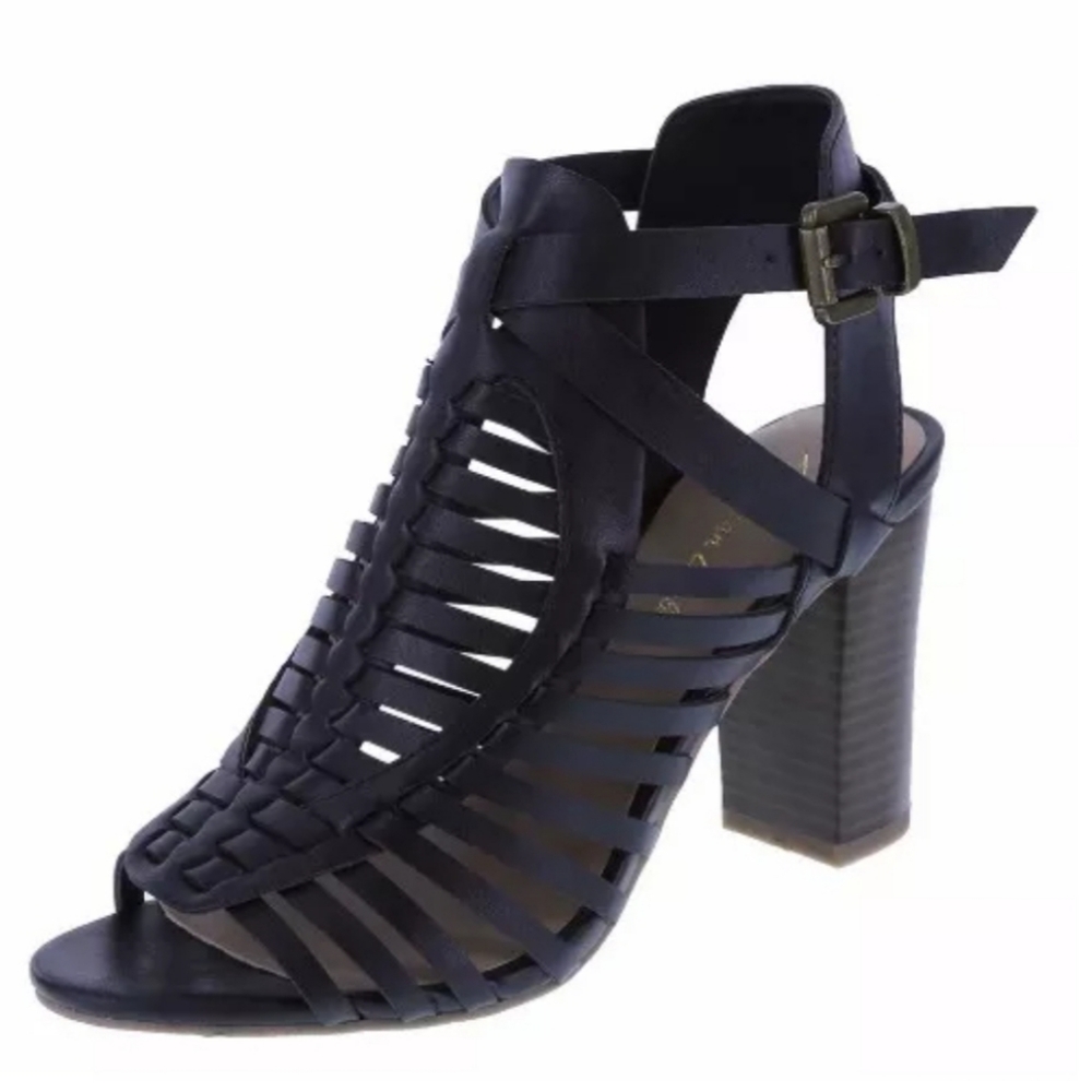 Brand new!! American eagle black strappy heels